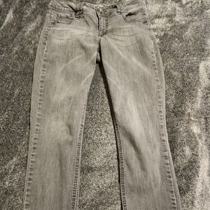 Wit & Wisdom stretch Skinny Jeans, Gray Wash, 5 pocket, Womens Size 8. Good cond